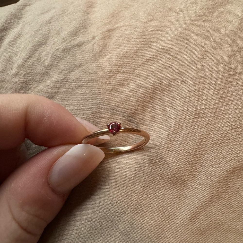 Pandora pink stone